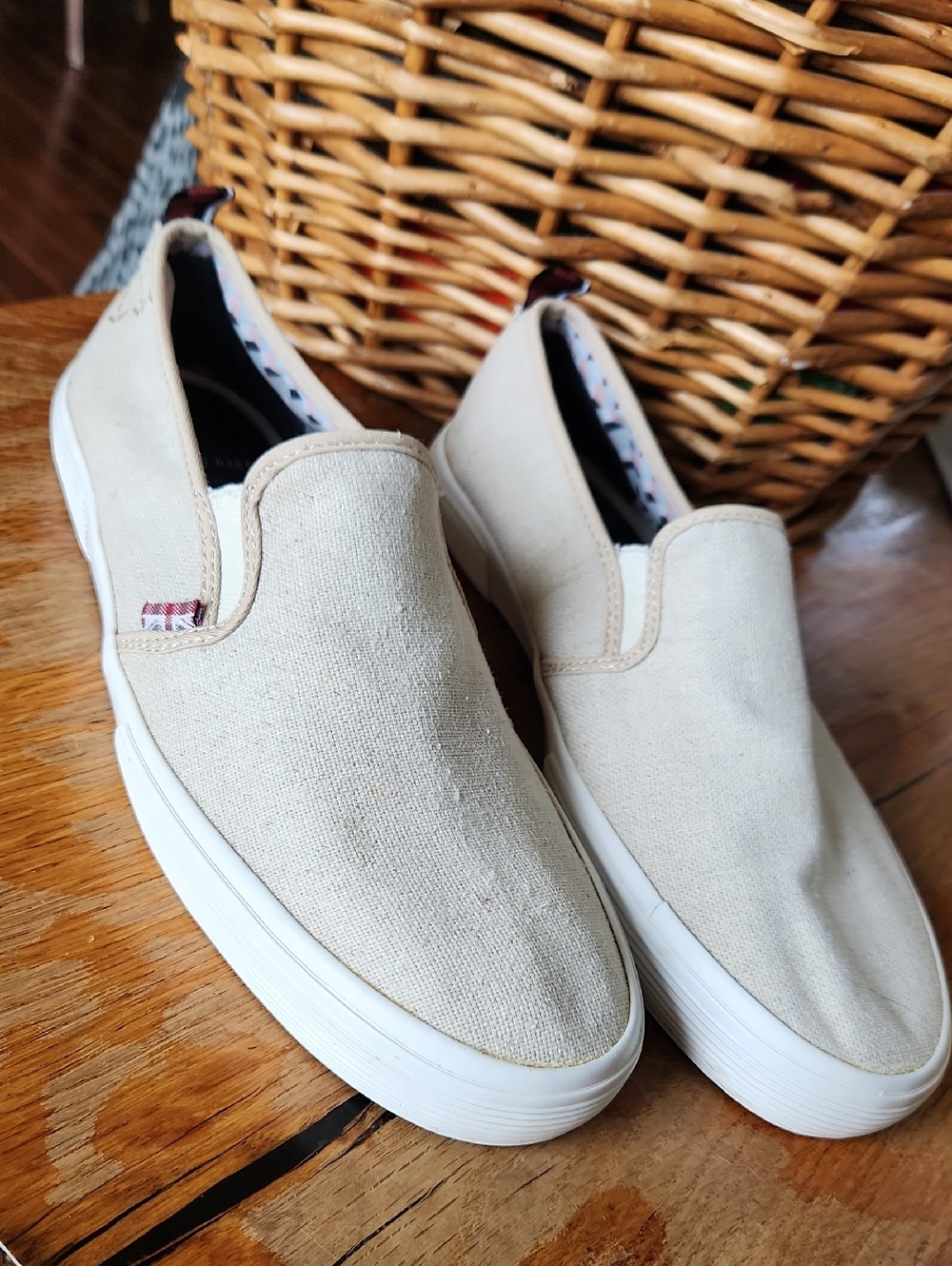 Ben Sherman Bristol Slip-On Sneakers Men's 10 Beige Canvas Casual Shoes